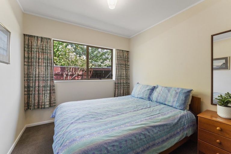 Photo of property in 3a Edgewater Street, Waikanae, 5036