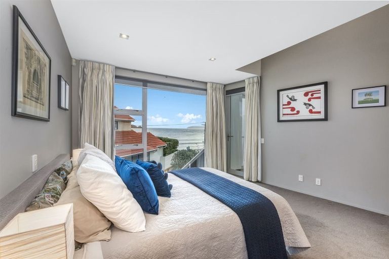 Photo of property in 3 Bath Street, Plimmerton, Porirua, 5026