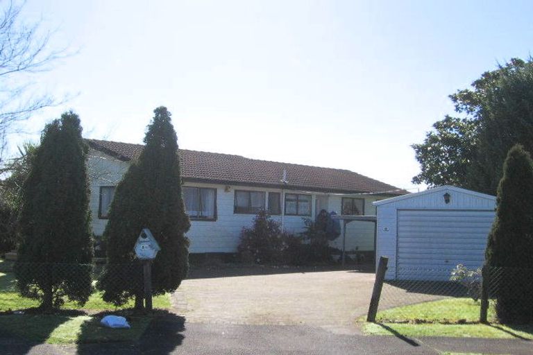 Photo of property in 31 Pukeroa Place, Papakura, 2110