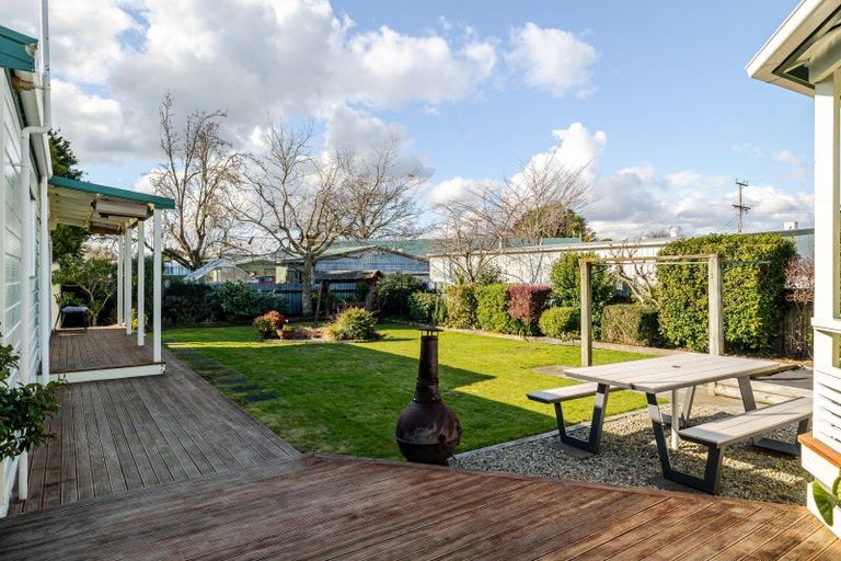 Photo of property in 1 Edward Street, Pahiatua, 4910