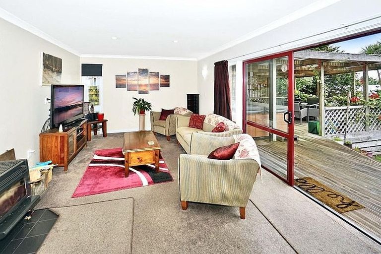 Photo of property in 61 Moehau Street, Te Puke, 3119