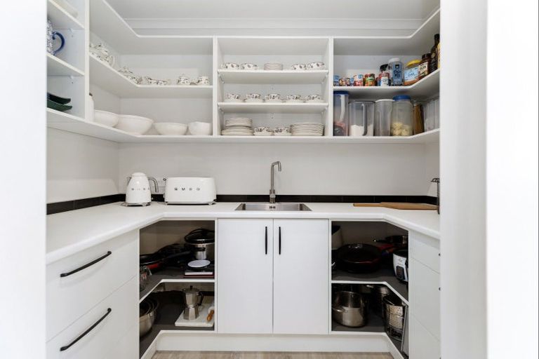 Photo of property in 14 Catherine Mclean Road, Pukekohe, 2120