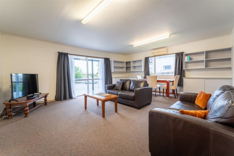 Photo of property in 6 Queen Street, Parkside, Timaru, 7910