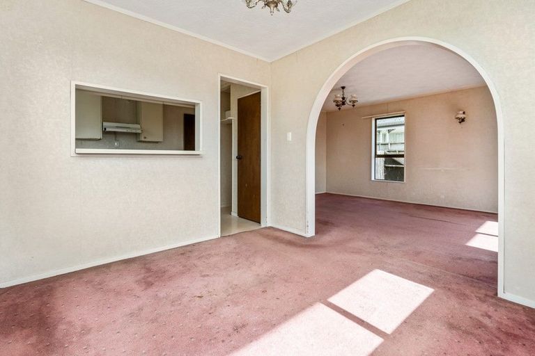 Photo of property in 18 Bowen Street, Cambridge, 3434