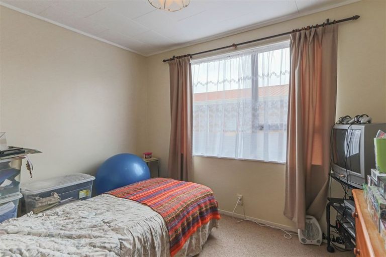 Photo of property in 68 Rewa Street, Inglewood, 4330