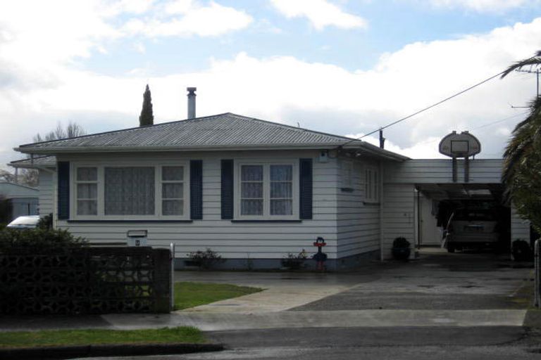 Photo of property in 9 Hobson Place, Solway, Masterton, 5810