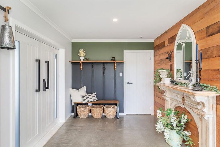 Photo of property in 14 Mowhia Grove, Waitarere, Levin, 5510