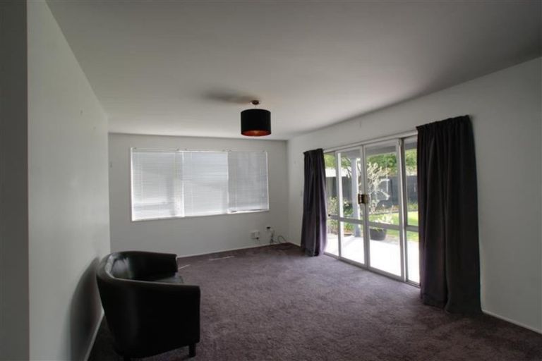 Photo of property in 2a Nikau Drive, Redwoodtown, Blenheim, 7201