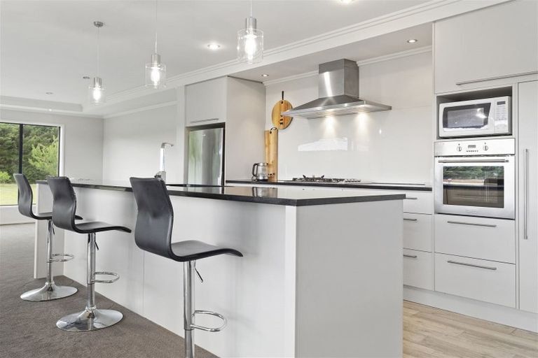 Photo of property in 53 Swamp Road, Loburn, Rangiora, 7472