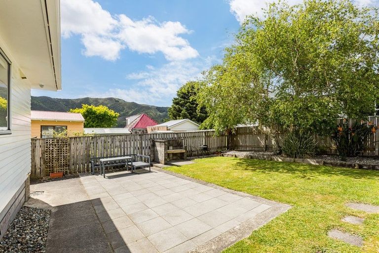 Photo of property in 15 Stockdale Street, Wainuiomata, Lower Hutt, 5014