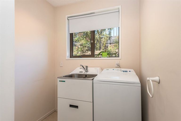 Photo of property in 37 Corfe Street, Ilam, Christchurch, 8041