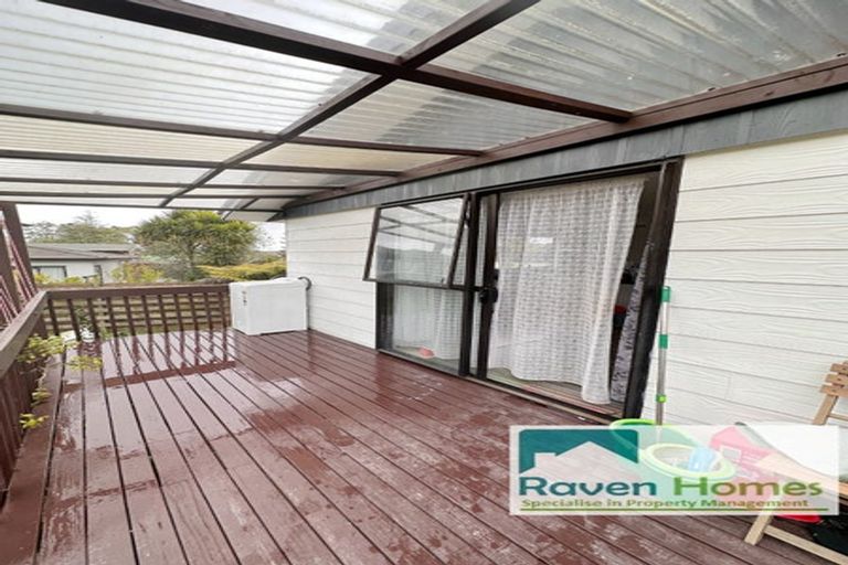 Photo of property in 1/16 Merton Avenue, Glenfield, Auckland, 0627