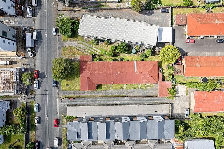 Photo of property in 43 Cameron Road, Bluff Hill, Napier, 4110