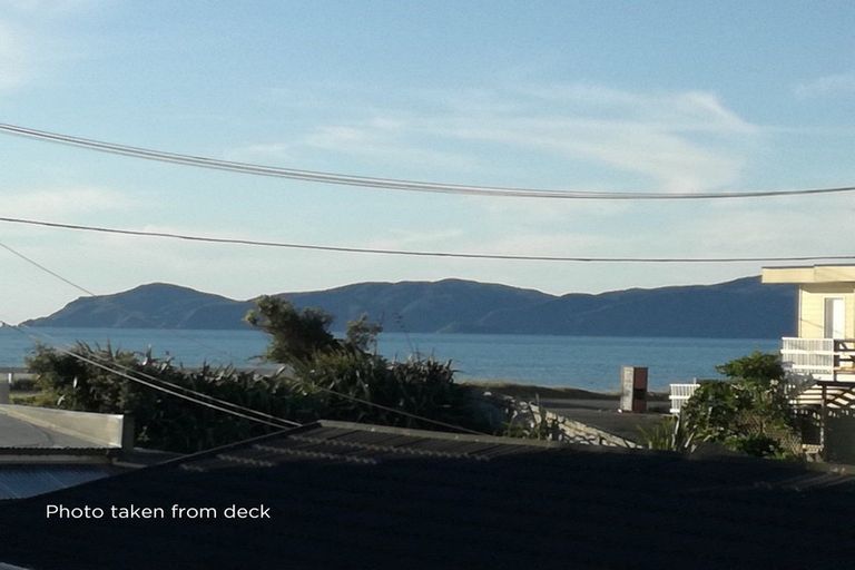 Photo of property in 37b The Esplanade, Raumati South, Paraparaumu, 5032