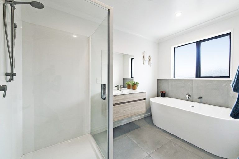 Photo of property in 6 Archie Lane, Rolleston, 7614