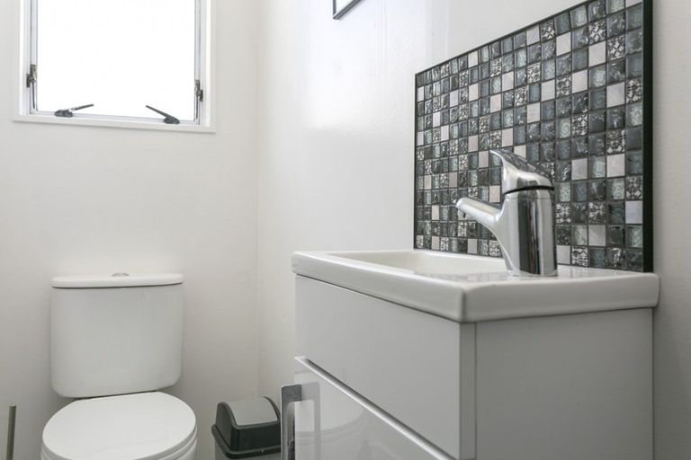 Photo of property in 2/139 Spa Road, Taupo, 3330