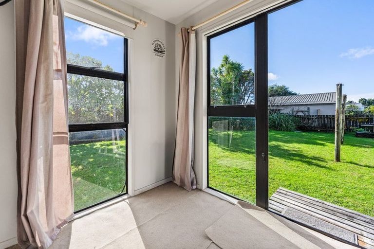 Photo of property in 31 Bream Bay Drive, Ruakaka, 0116