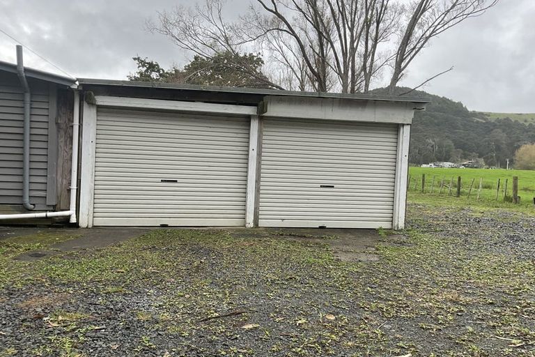 Photo of property in 3132 Kaipara Coast Highway, Glorit, Warkworth, 0984