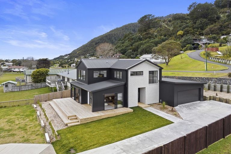 Photo of property in 4 Lynette Place, Pauanui, 3579
