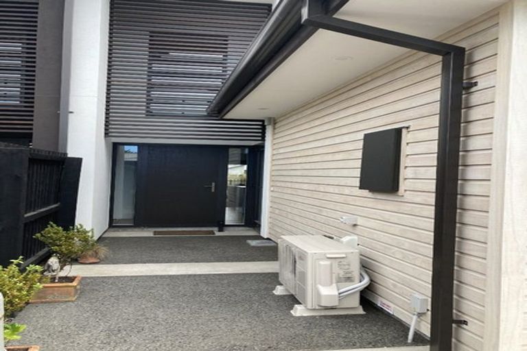 Photo of property in 9 Bellbird Lane, Marshland, Christchurch, 8083