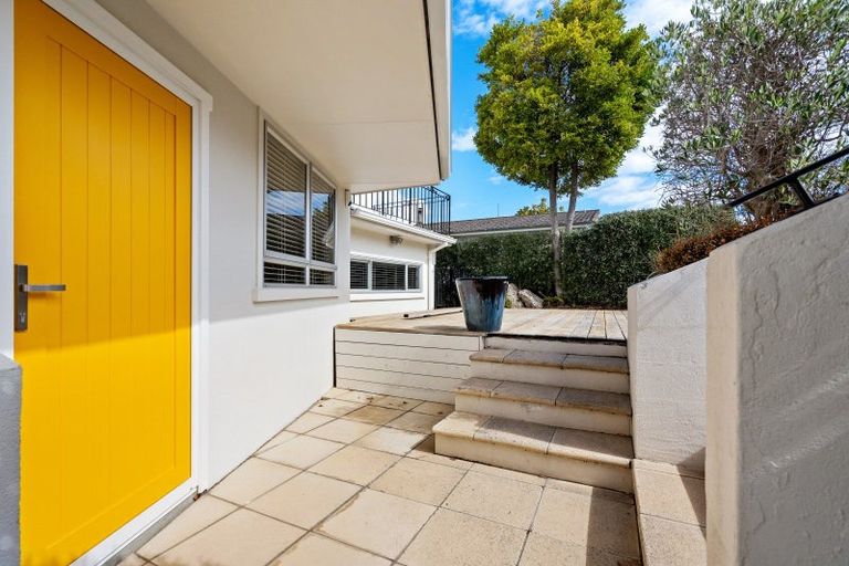 Photo of property in 33 Simla Terrace, Hospital Hill, Napier, 4110