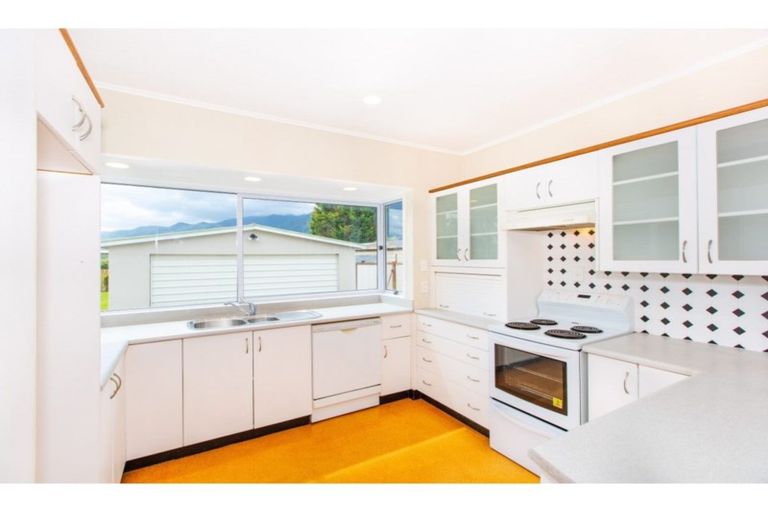 Photo of property in 138 Stanley Avenue, Te Aroha, 3320