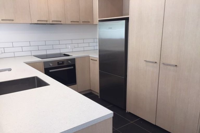 Photo of property in 12/7 Handyside Street, Tawa, Wellington, 5028