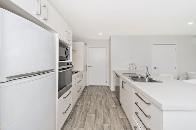 Photo of property in 32b Bradbury Avenue, Rolleston, 7614