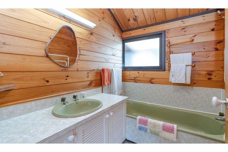 Photo of property in 110 Hone Heke Road, Kerikeri, 0230