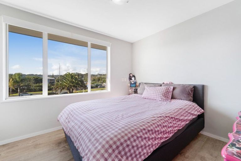 Photo of property in 58 Haven Drive, East Tamaki, Auckland, 2013