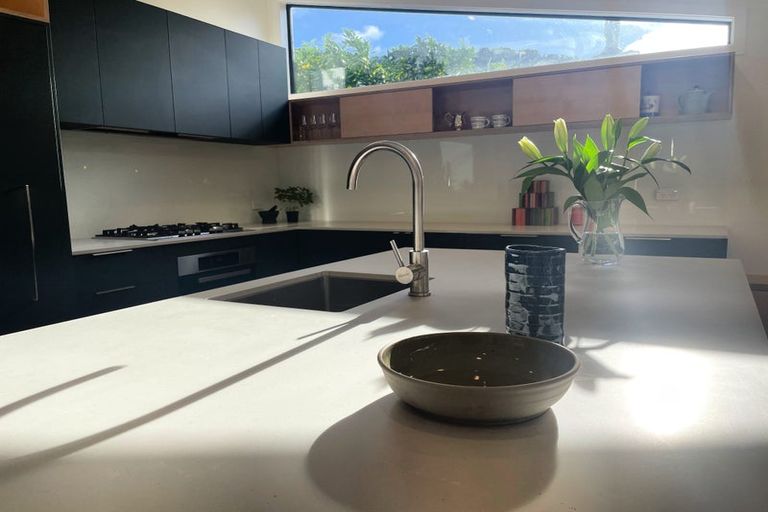 Photo of property in 76 Nottingham Street, Karori, Wellington, 6012