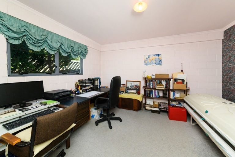 Photo of property in 8a Halcombe Road, Feilding, 4702