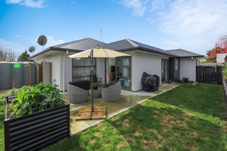 Photo of property in 2/4 Ross View Terrace, Dinsdale, Hamilton, 3204