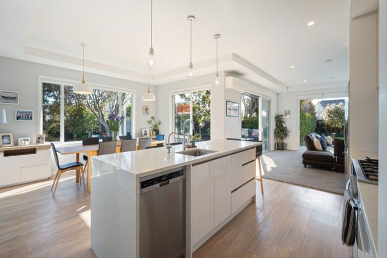 Photo of property in 55a Bryndwr Road, Bryndwr, Christchurch, 8052