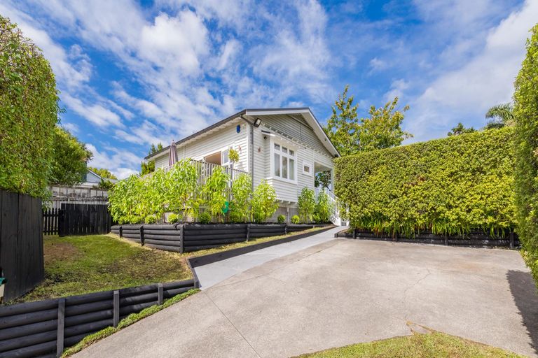 Photo of property in 26a Rata Street, New Lynn, Auckland, 0600