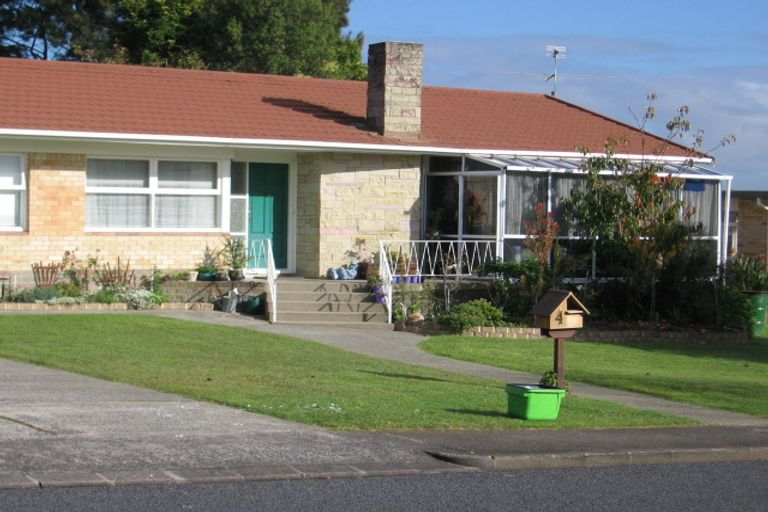 Photo of property in 4 Juliet Avenue, Howick, Auckland, 2014
