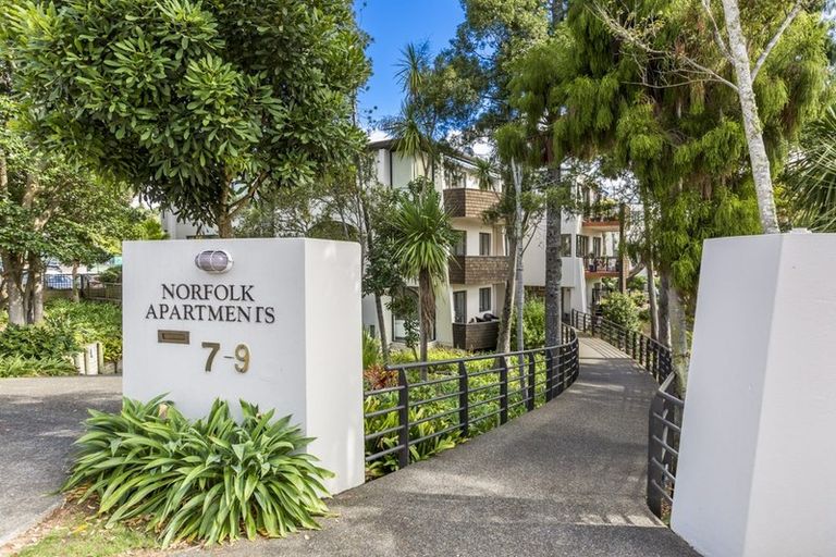 Photo of property in Norfolk Apartments, 7 Ramsgate Terrace, Mairangi Bay, Auckland, 0630