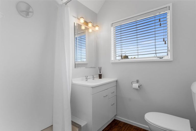 Photo of property in 39 Halswell Junction Road, Halswell, Christchurch, 8025