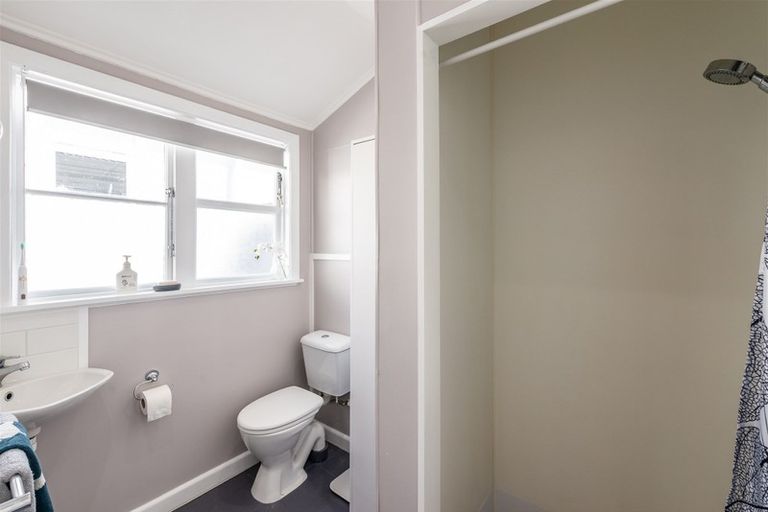 Photo of property in 26 Leveson Street, Strathmore Park, Wellington, 6022