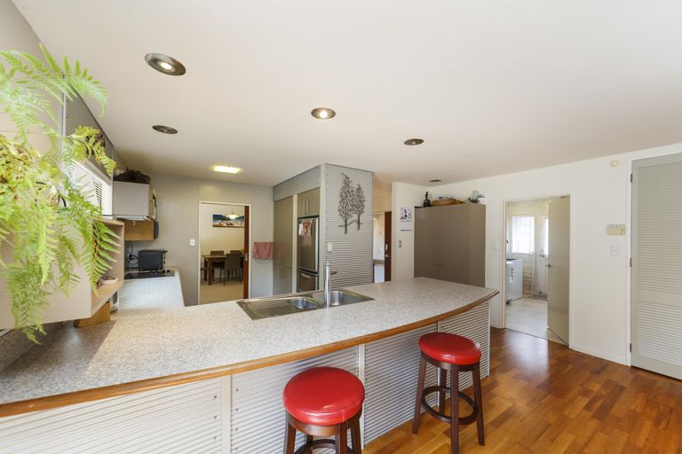 Photo of property in 32 Humphries Place, Awapuni, Palmerston North, 4412