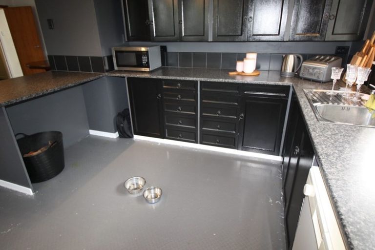 Photo of property in 10 Fairs Road, Milson, Palmerston North, 4414