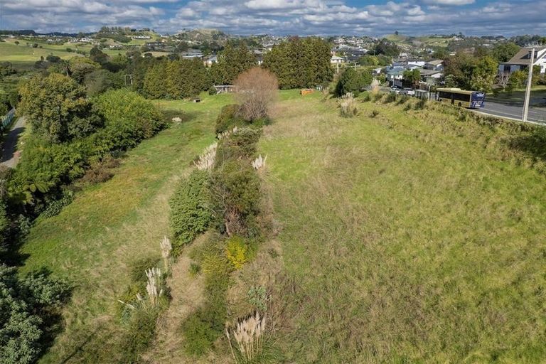 Photo of property in 1 Ranginui Road, Welcome Bay, Tauranga, 3112