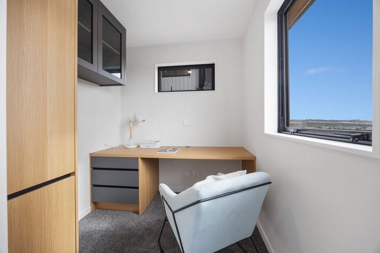 Photo of property in 8 Mill Hill Close, Flat Bush, 2019