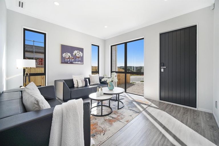 Photo of property in 78 Michael Bosher Way, Flat Bush, Auckland, 2019