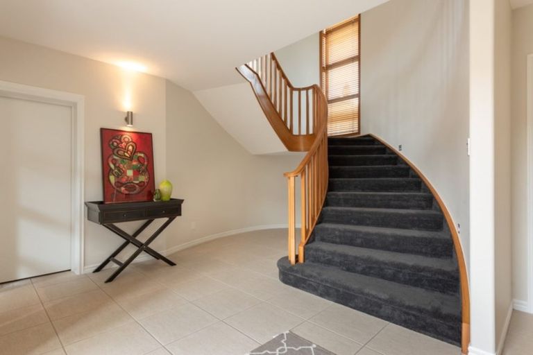 Photo of property in 85 Marine Parade, Mount Maunganui, 3116