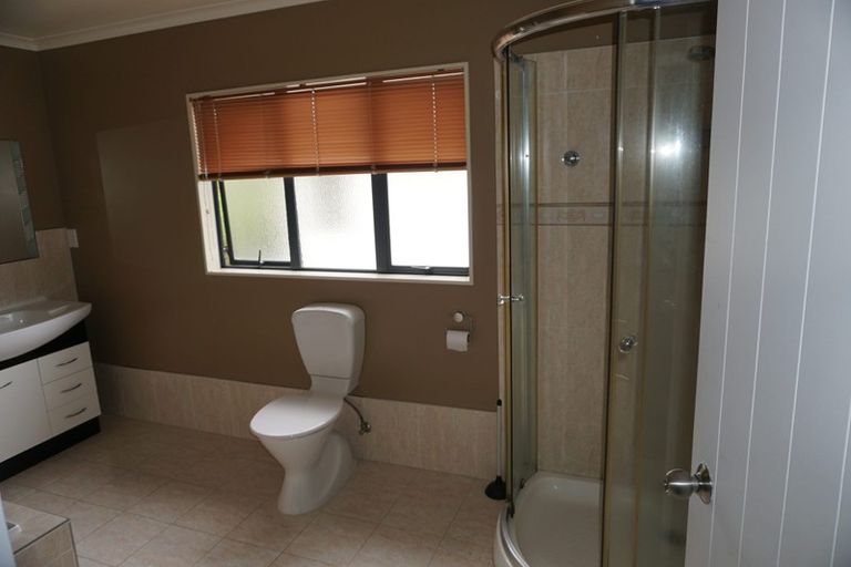 Photo of property in 404a East Tamaki Road, East Tamaki, Auckland, 2013