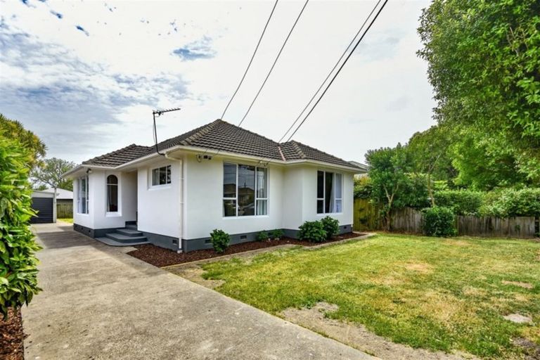 Photo of property in 63 Acacia Avenue, Upper Riccarton, Christchurch, 8041