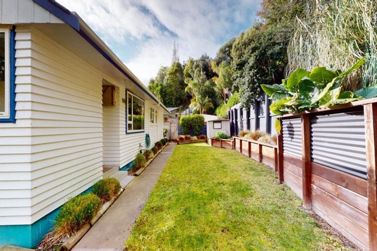 Photo of property in 18 Mount View Road, Bastia Hill, Whanganui, 4500