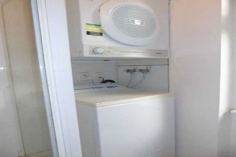 Photo of property in 21af1 Talavera Terrace, Kelburn, Wellington, 6012