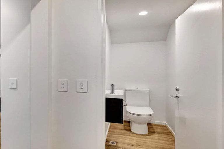 Photo of property in 4/33 Heywood Terrace, Richmond, Christchurch, 8013